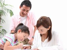 共働き家庭の中学受験